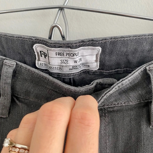 FREE People Gray High Rise Distressed  Hem Flare Bootcut Jeans Size 28 - Picture 5 of 8